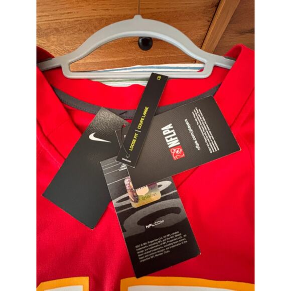 Patrick Mahomes Nike NFL Jersey Red  and White Graphics Unisex XXXL - Picture 8 of 16